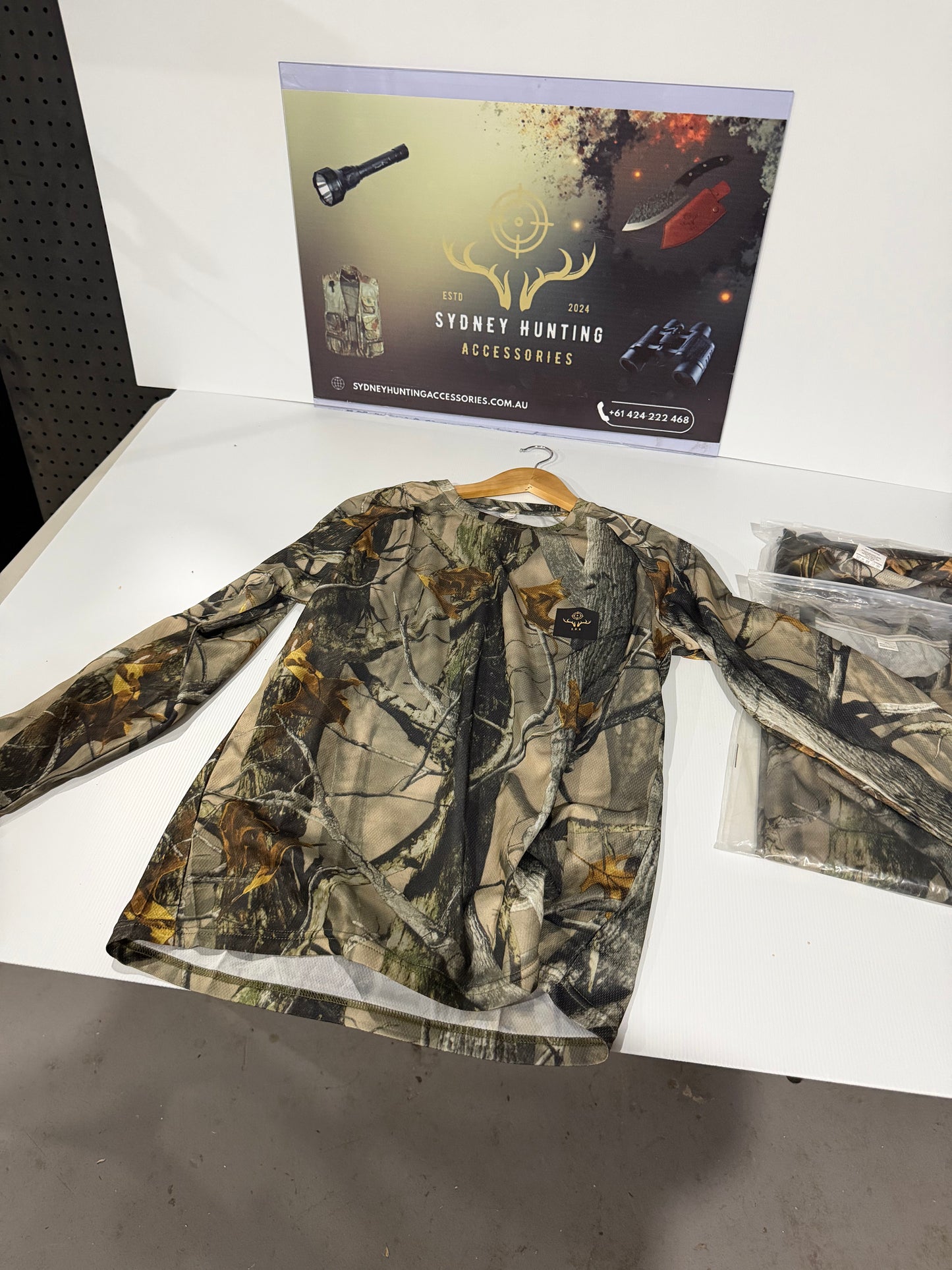 Camo Hunting Performance Shirt – Lightweight & Breathable (Unisex